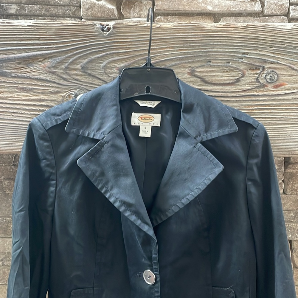 Talbots black cropped jacket 6p - Picture 2 of 8